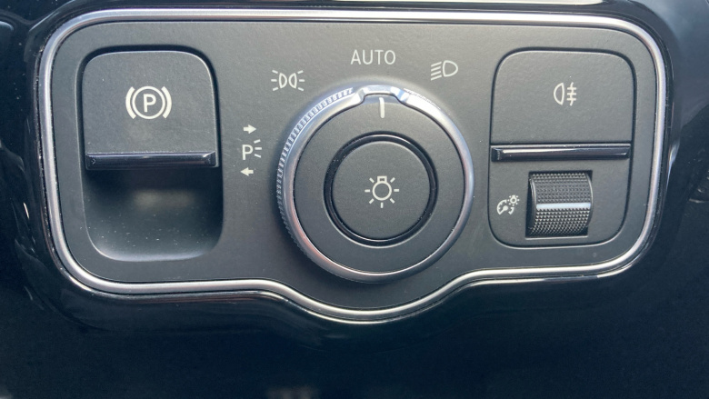 Mercedes-Benz CLA 200 AMG Line Premium 4dr Tip Auto Petrol Saloon